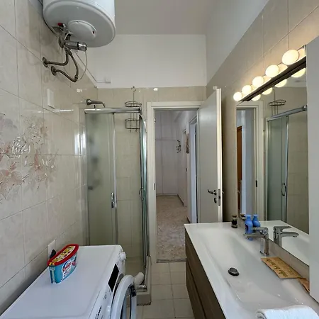 Authentic Hideaway Apartment *